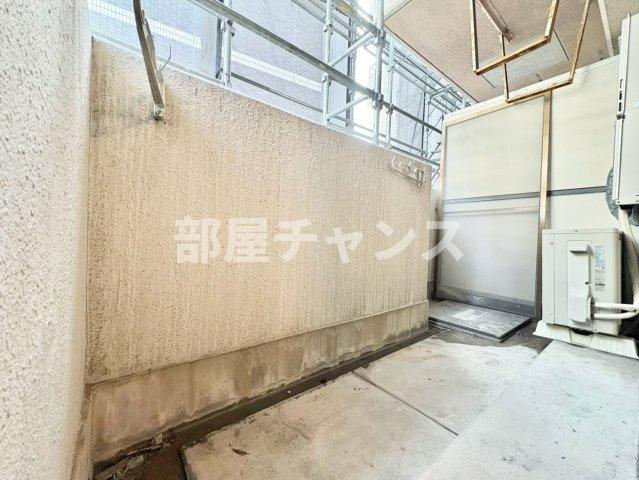 LEVANTE SAKAE EASTのバルコニー
