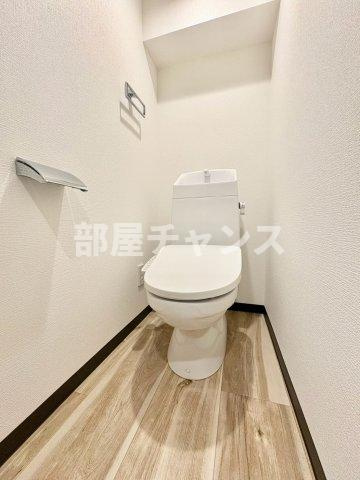 LEVANTE SAKAE EASTのトイレ