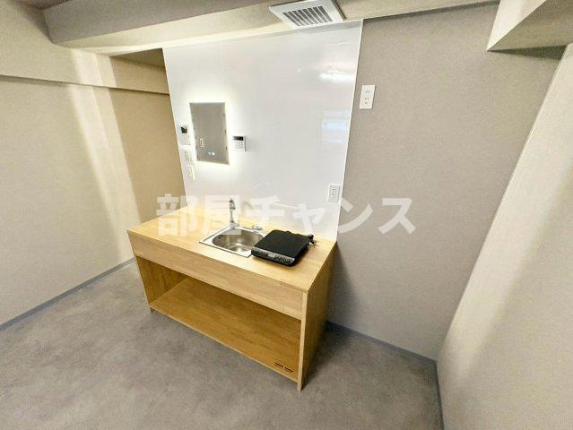 LEVANTE SAKAE EASTのキッチン