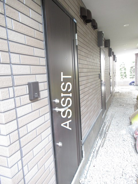 ノルデスタ小金井の玄関