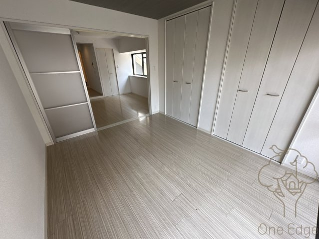 サクシード南森町の寝室