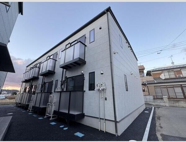 マノアーレ名取駅西A