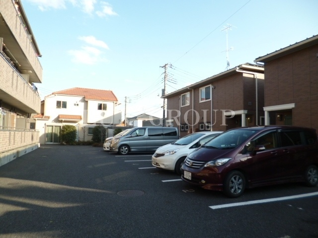 【駐車場】 | リビングタウン三ツ木 C