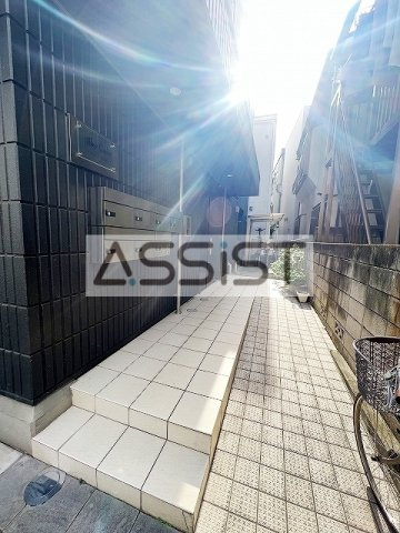 スカイキューブ武蔵小山のエントランス
