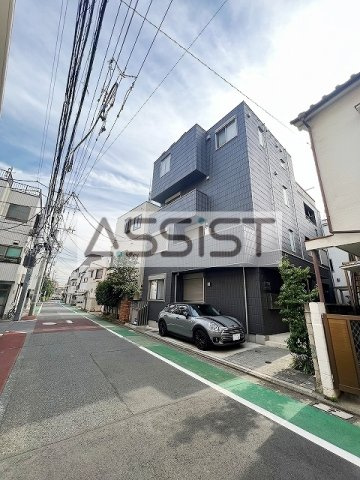 スカイキューブ武蔵小山の駐車場