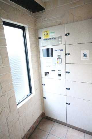 宅配ボックスです。