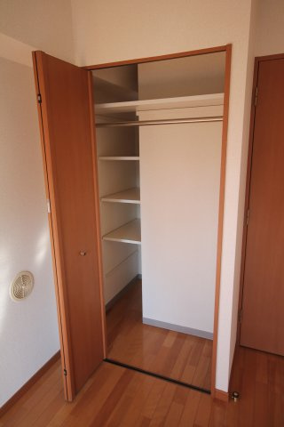収納です。（※別室写真参照）