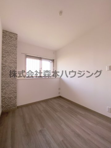 【洋室】 | 　PHOENIX COURT 交野Ⅰ | ゆったりした洋室です