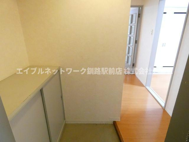Ｋ＆Ｍビルの玄関