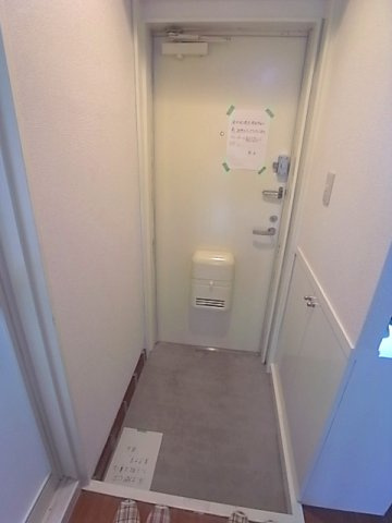 貴和芦屋ハウスの玄関