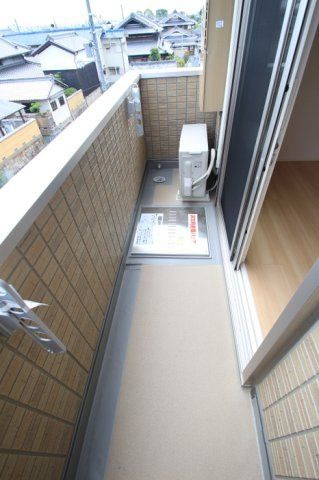 ソフィアコート鳥飼　A棟のバルコニー|陽当たり良好なバルコニーです