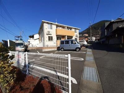 【駐車場】 | ポン・グランデ | 駐車場です