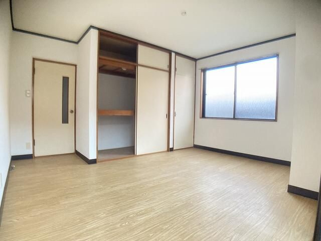 【寝室】