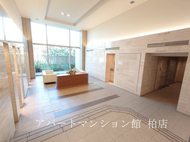 クレストフォルム柏サウスウイングのロビー|※別号室参考写真です ※現況優先
