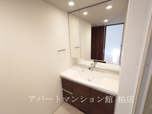 クレストフォルム柏サウスウイングの独立洗面台|※別号室参考写真です ※現況優先