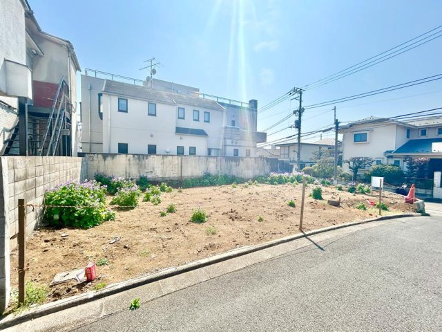 新宿区中井　建築条件なし売地の外観