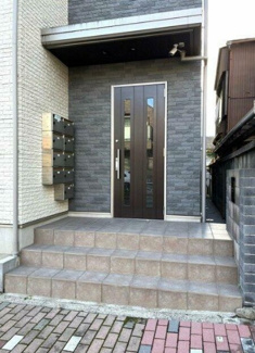 【エントランス】