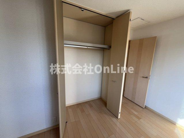 八尾市南小阪合町２丁目のアパートの収納