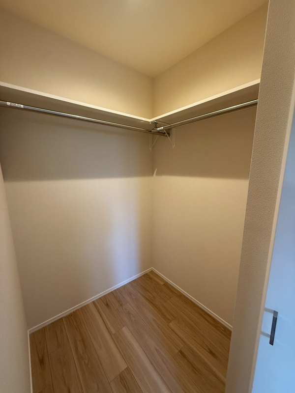 西宮市甲東園２丁目の賃貸マンションの収納