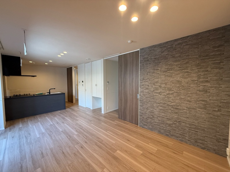 西宮市甲東園２丁目の賃貸マンションの居間・リビング