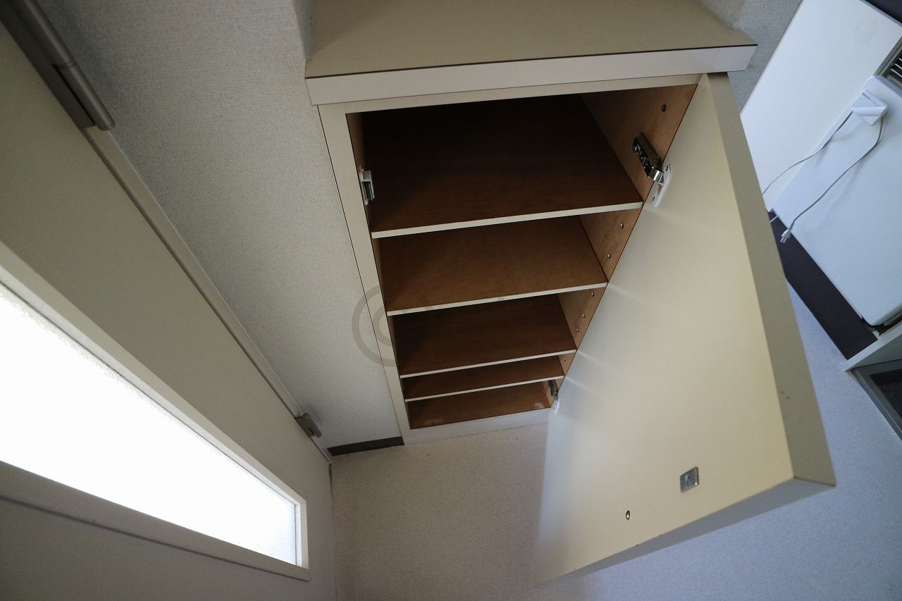神戸市東灘区魚崎南町３丁目の賃貸マンションの玄関