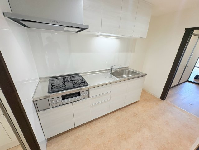 芦屋市浜風町の賃貸マンションのキッチン