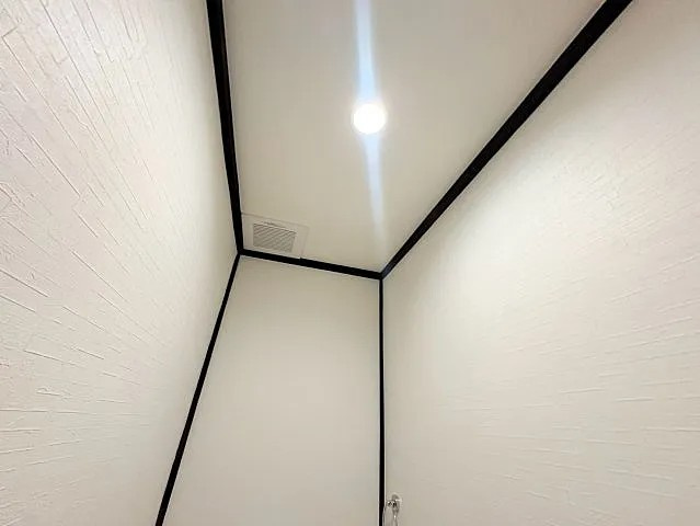 芦屋市浜風町の賃貸マンションのトイレ
