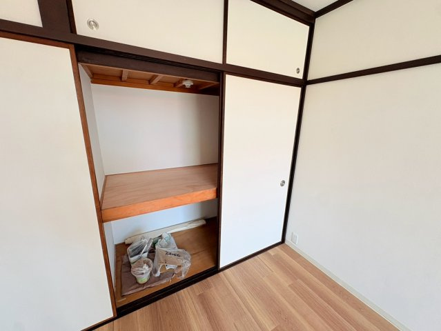 芦屋市浜風町の賃貸マンションの収納