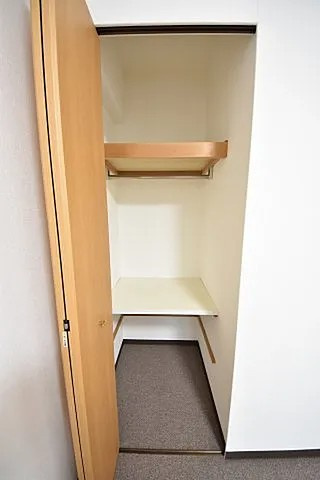 神戸市中央区吾妻通２丁目の賃貸マンションの収納