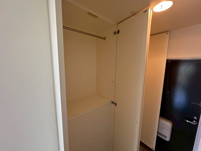 芦屋市船戸町の賃貸マンションの収納