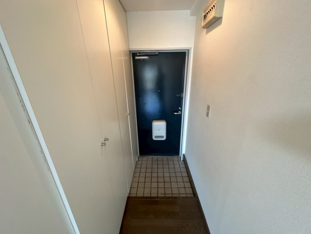 芦屋市船戸町の賃貸マンションの玄関