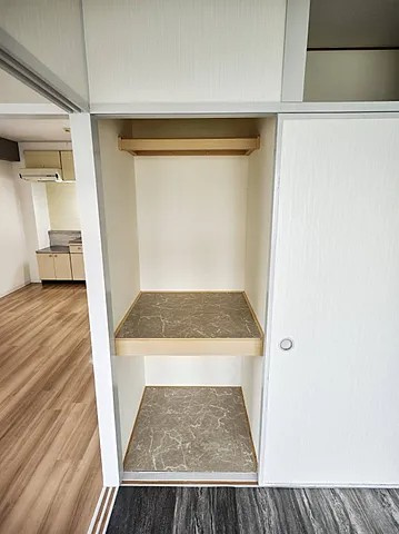 神戸市東灘区御影中町７丁目の賃貸マンションの収納