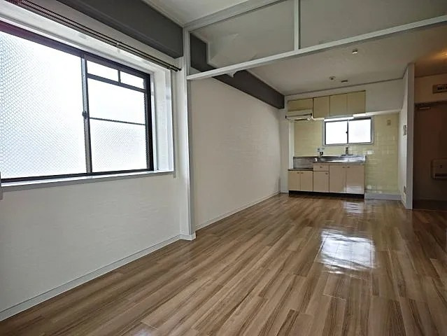 神戸市東灘区御影中町７丁目の賃貸マンションの居間・リビング