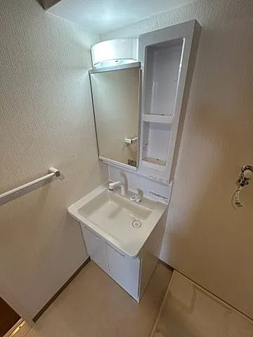 芦屋市大桝町の賃貸マンションの洗面所