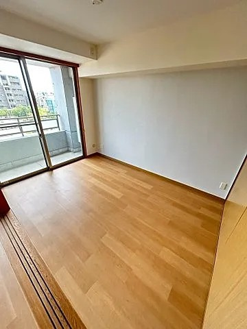 芦屋市大桝町の賃貸マンションの居間・リビング