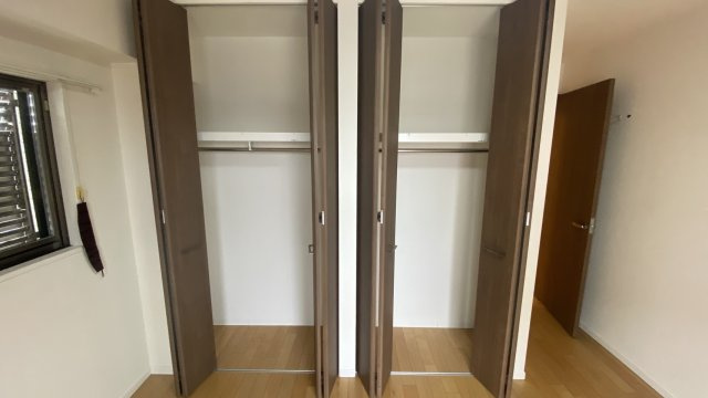 西宮市甲子園口４丁目の賃貸マンションの収納