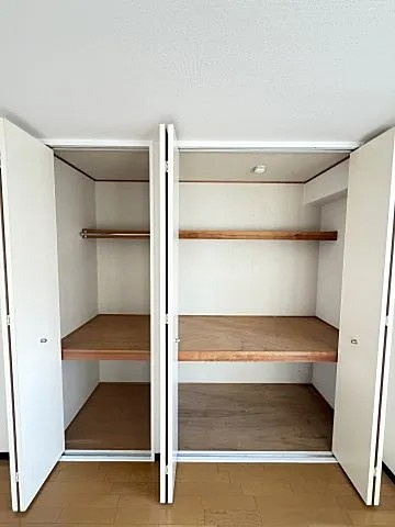 エリム摩耶の収納