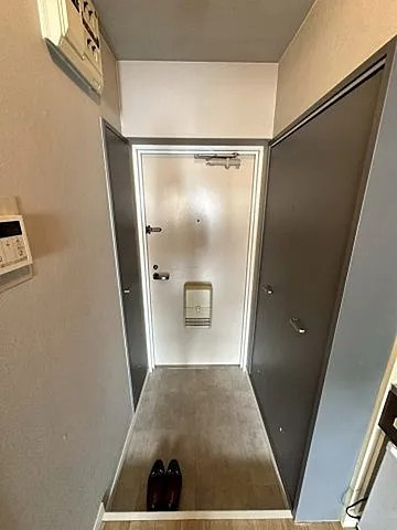 神戸市東灘区本庄町１丁目の賃貸マンションの玄関