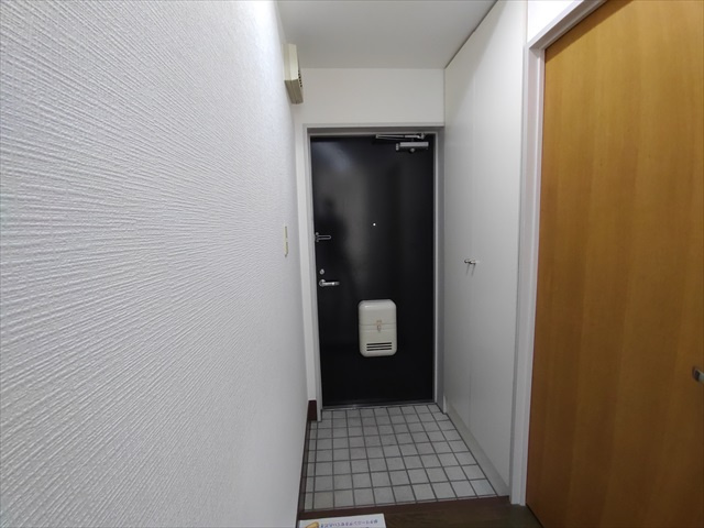 芦屋市船戸町の賃貸マンションの玄関