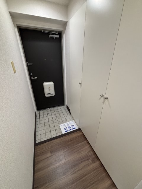 芦屋市船戸町の賃貸マンションの玄関