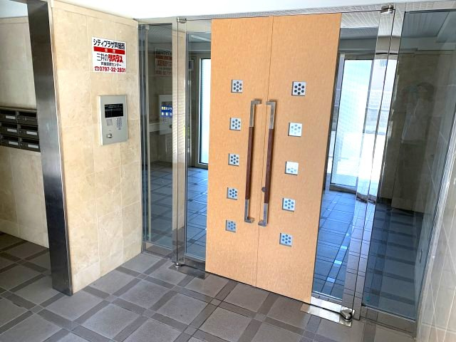 芦屋市津知町の賃貸マンションのセキュリティ