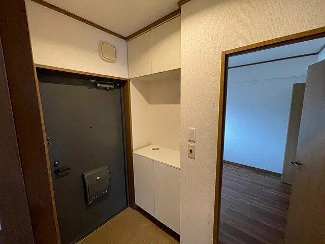 摩耶コート壱番館の玄関