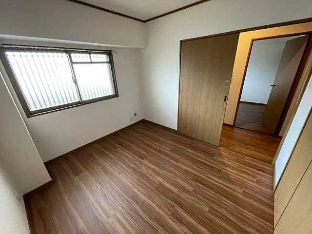 摩耶コート壱番館の居間・リビング