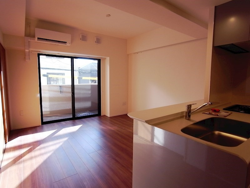 神戸市東灘区住吉本町２丁目の賃貸マンションの居間・リビング