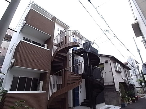 神戸市東灘区深江南町４丁目のアパートの外観