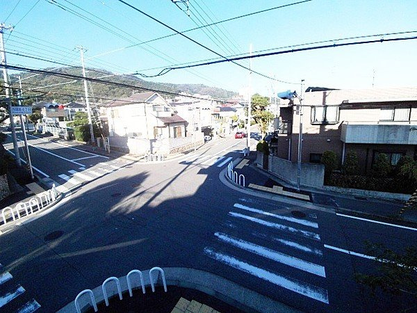 神戸市東灘区西岡本４丁目の賃貸マンションの展望