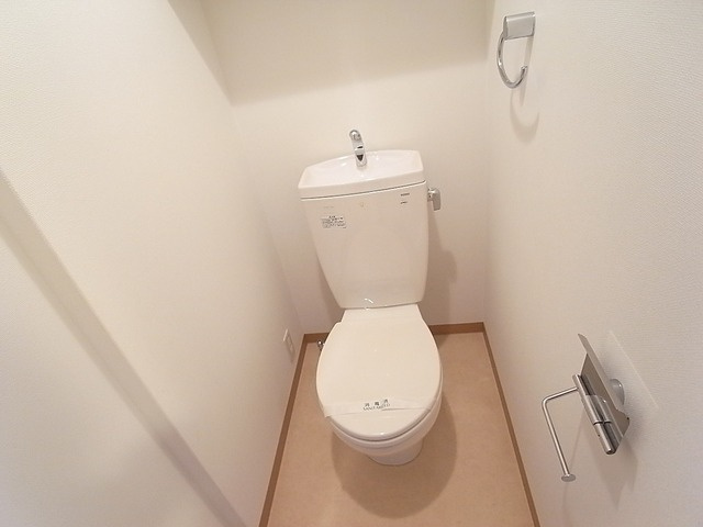 アドバンス三宮3リンクスのトイレ