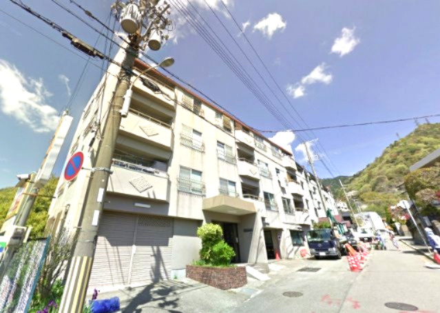三倉六甲台ライフの外観