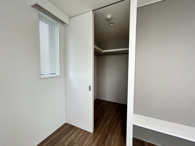 神戸市東灘区御影本町２丁目の賃貸マンションの収納