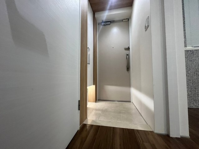 神戸市東灘区御影本町２丁目の賃貸マンションの玄関